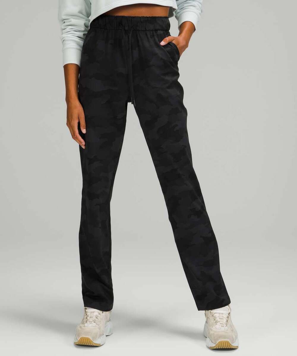 Lululemon Stretch High-Rise Jogger, Heritage 365 Camo Deep Coal Multi size 2